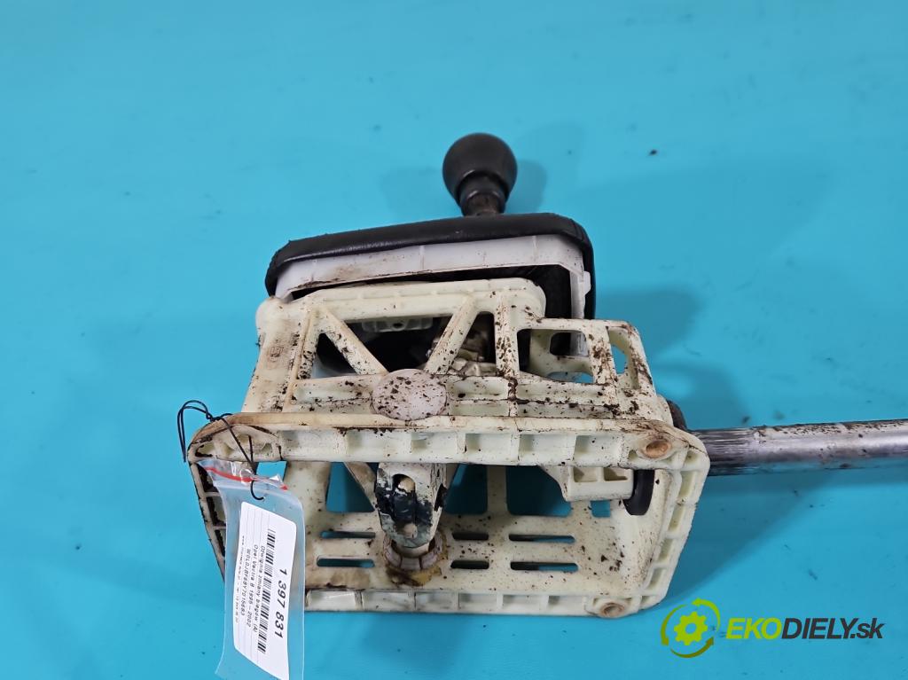 Opel Vectra B 1995-2002 1.8 16V 116 HP manual 85 kW 1796 cm3 5- Páka: Změny: stupeň,rýchlosť  (Rýchlostné páky / kulisy)