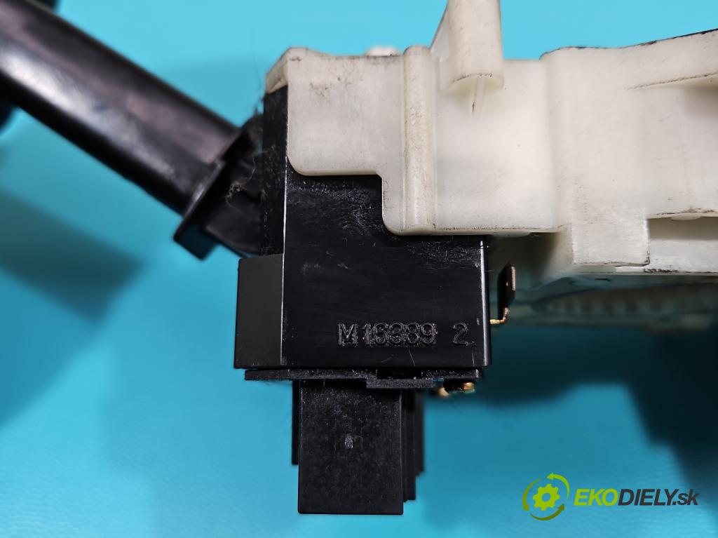 Honda Civic VI 1995-2001 1.5 16V 114 HP manual 84 kW 1493 cm3 4- prepínač komplex: M11970 (Prepínače, spínače, tlačidlá a ovládače kúrenia)