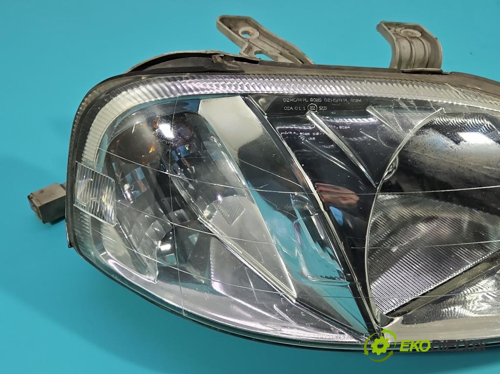 Honda Civic VI 1995-2001 1.5 16V 114 HP manual 84 kW 1493 cm3 4- Reflektor: pravý 89002518 (Pravé)