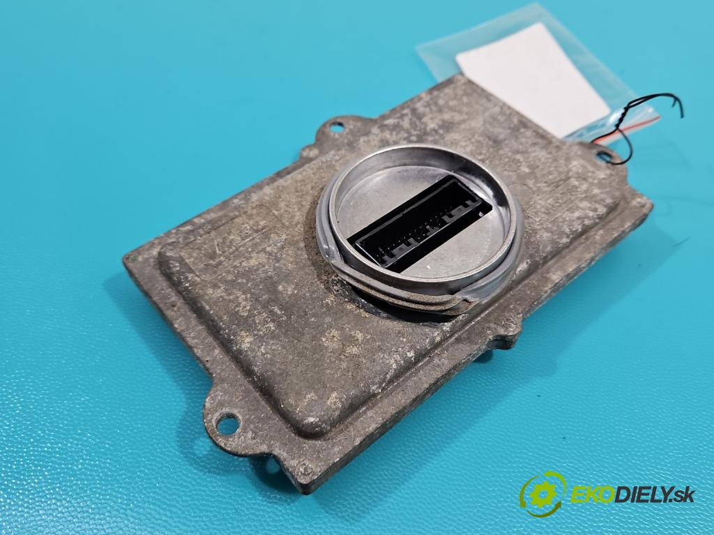 Seat Leon III 2012-2020 2.0 tdi 150 HP manual 110 kW 1968 cm3 5- střídač: xenon 5F0941472 (Riadiace jednotky xenónu)