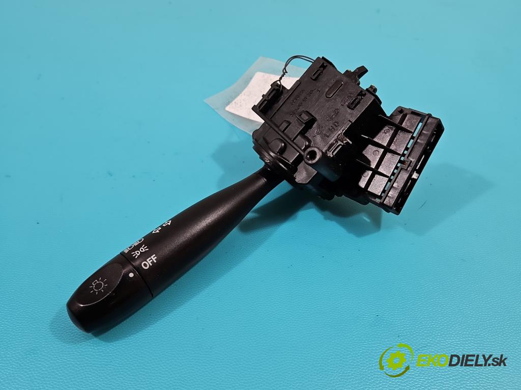 Hyundai Getz 1.1 12V 67KM manual 49 kW 1086 cm3 5- prepínač smeroviek 32932A (Prepínače, spínače, tlačidlá a ovládače kúrenia)