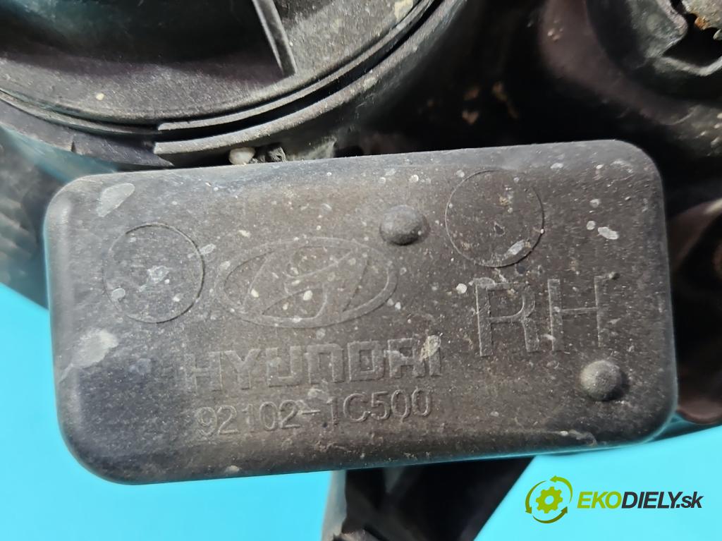 Hyundai Getz 1.1 12V 67KM manual 49 kW 1086 cm3 5- Reflektor: pravý  (Pravé)