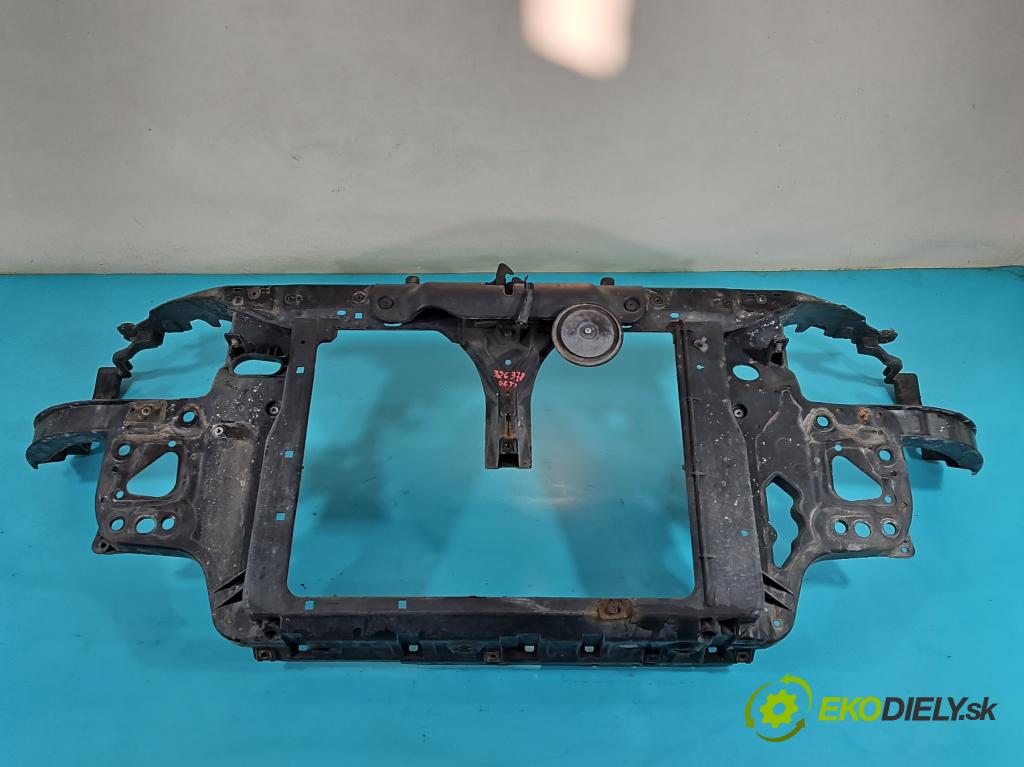 Hyundai Getz 1.1 12V 67KM manual 49 kW 1086 cm3 5- stěna přední  (Výztuhy přední)