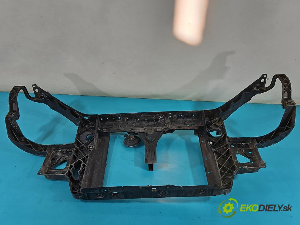 Hyundai Getz 1.1 12V 67KM manual 49 kW 1086 cm3 5- stěna přední  (Výztuhy přední)