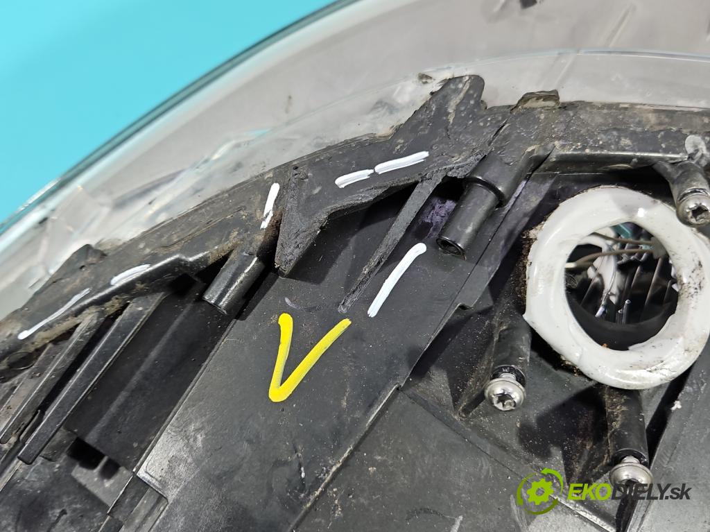 Bmw 5 F10 2010-2017 3.0d 258 HP automatic 190 kW 2993 cm3 5- Reflektor: pravý 7203252 (Pravé)