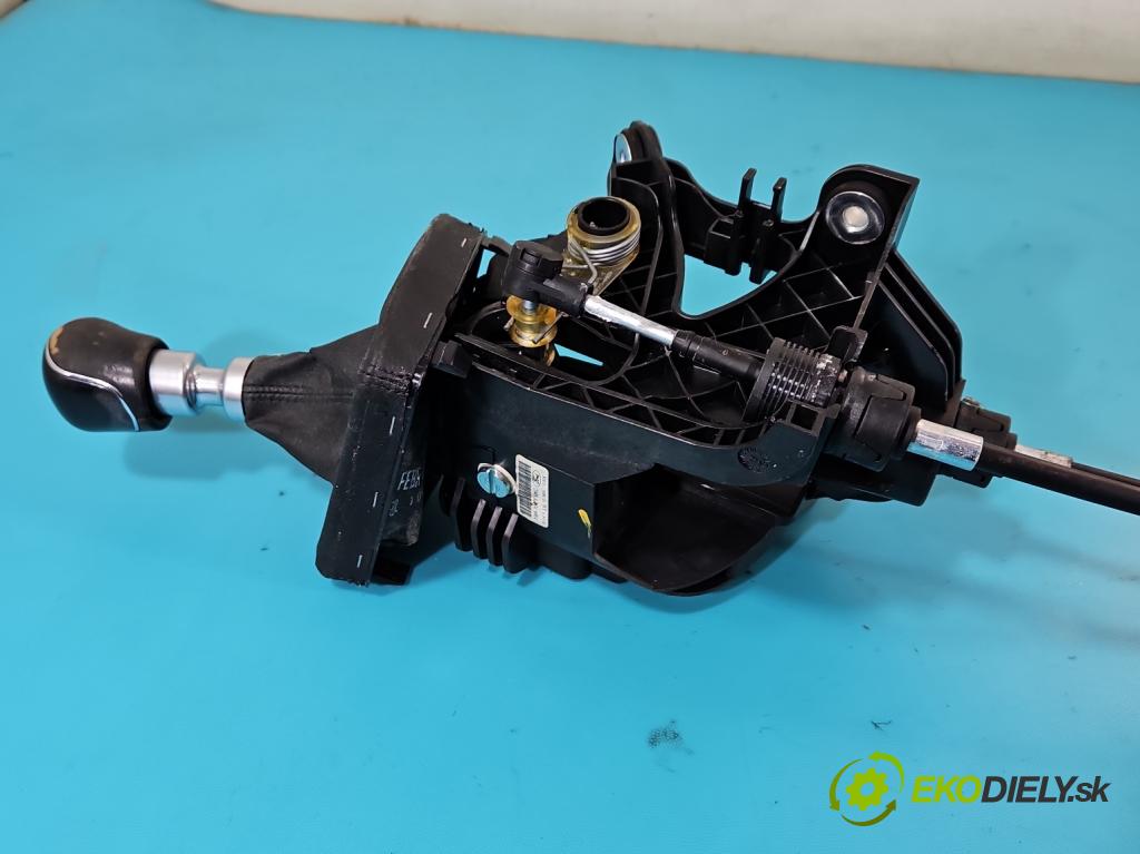 Ford S-max 2.0 tdci 140 HP manual 103 kW 1997 cm3 5- Páka: Změny: stupeň,rýchlosť 7G9R7C453MKC (Rýchlostná páka (kulisa))