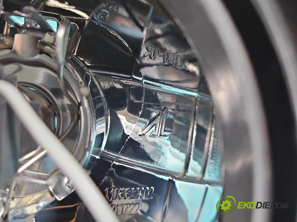 Renault Thalia II 2008-2013 1,2.0 16V 75 HP manual 55 kW 1149 cm3 4- Reflektor: pravý 8200700030 (Pravé)