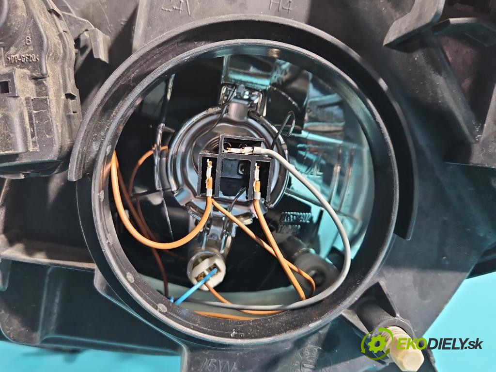 Renault Thalia II 2008-2013 1,2.0 16V 75 HP manual 55 kW 1149 cm3 4- Reflektor: pravý 8200700030 (Pravé)