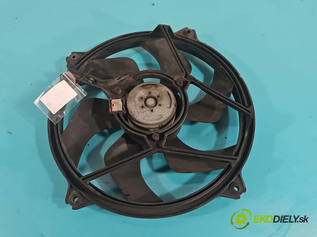 Peugeot 607 3.0 v6 207 HP manual 152 kW 2946 cm3 4- Ventilátor chladiča