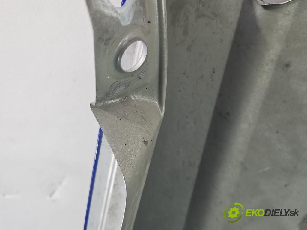 Vw Caddy IV 2020- 2.0 tdi 122 hp manual 90 kW 1968 cm3 5- blatnik přední levý  (Predné ľavé)