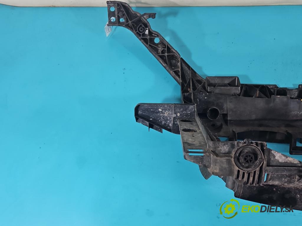 Ford Fiesta Mk6 2002-2008 1.4 16V 80 hp manual 59 kW 1388 cm3 5- stěna přední  (Výztuhy přední)