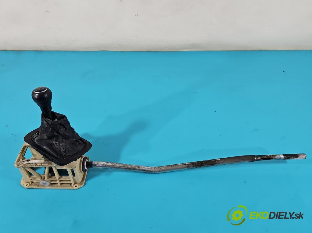 Opel Zafira A 1999-2005 2.2 dti 125 HP manual 92 kW 2172 cm3 5- Páka: Změny: stupeň,rýchlosť  (Rýchlostné páky / kulisy)