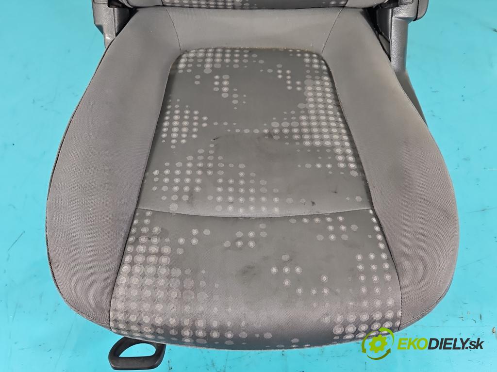 Chevrolet Aveo T300 2011-2014 1.2 16V 69KM manual 51 kW 1229 cm3 5- Sedačka ľavý  (Sedačky, sedadlá)