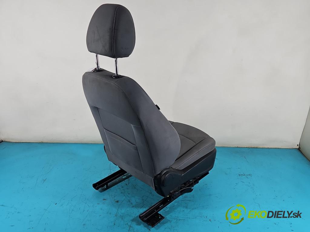 Chevrolet Aveo T300 2011-2014 1.2 16V 69KM manual 51 kW 1229 cm3 5- Sedačka pravý  (Sedačky, sedadlá)