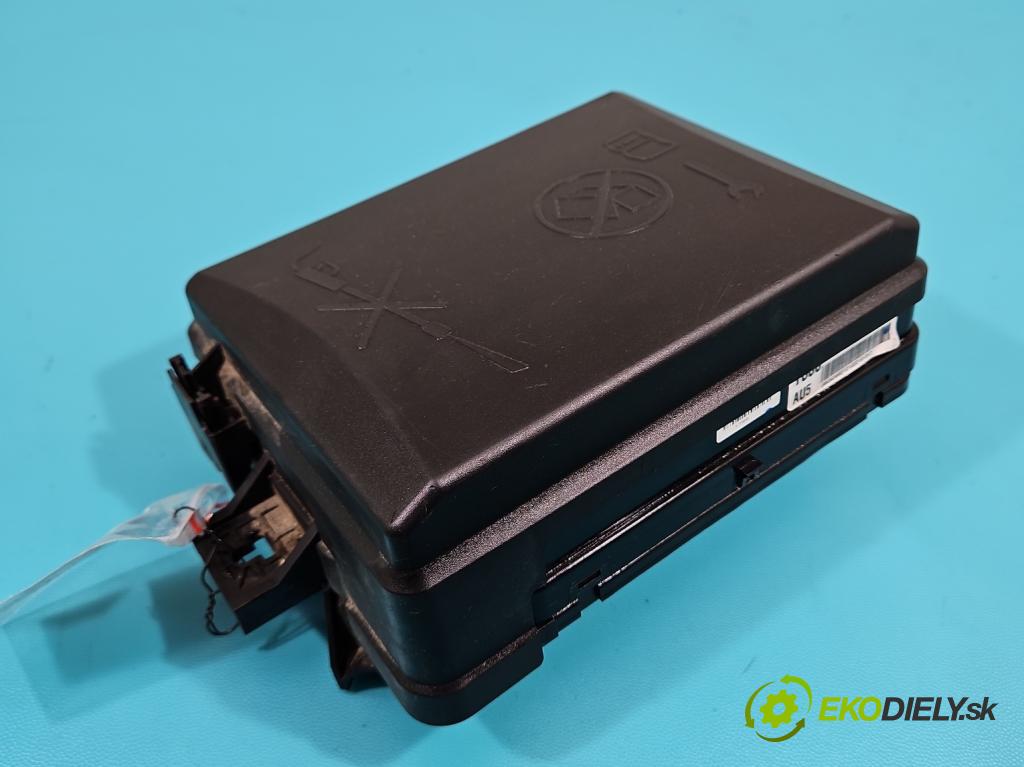 Chevrolet Aveo T300 2011-2014 1.2 16V 69KM manual 51 kW 1229 cm3 5- skříňka pojistková 95092982 (Pojistkové skříňky)