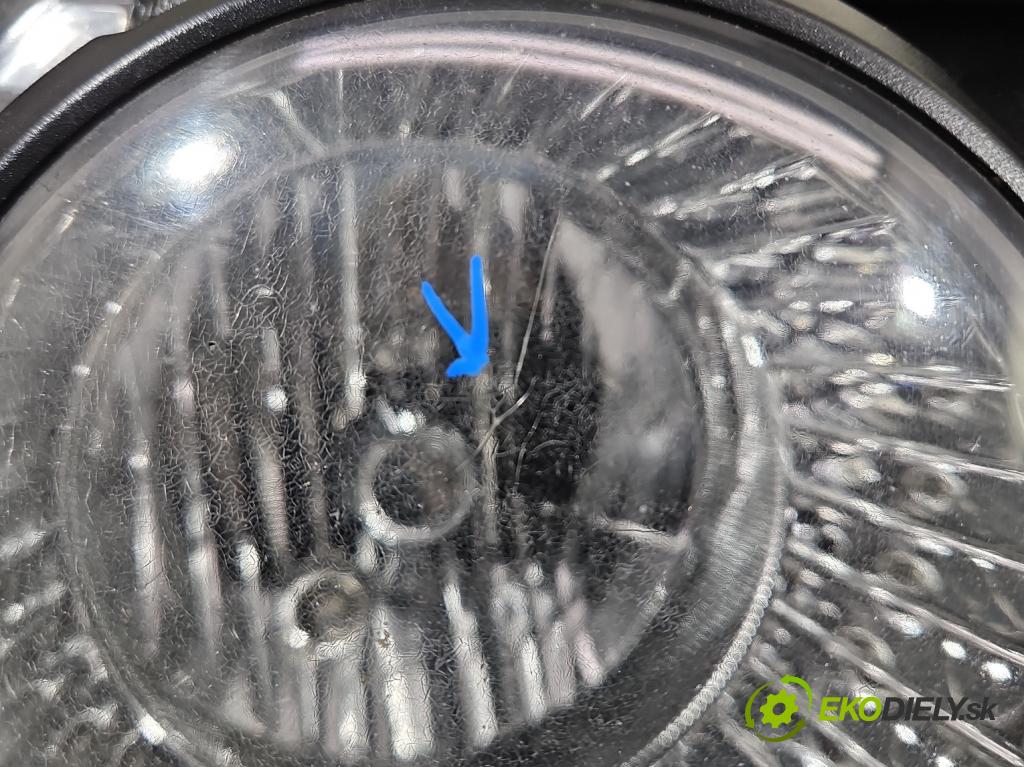 Chevrolet Aveo T300 2011-2014 1.2 16V 69KM manual 51 kW 1229 cm3 5- Reflektor: pravý  (Pravé)