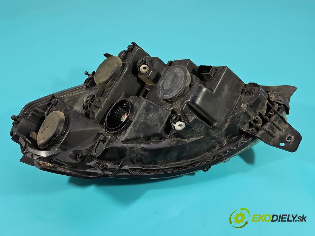 Iveco Daily IV 2006-2014 2.3 HPI 116 HP manual 85 kW 2287 cm3 5- Reflektor: pravý  (Pravé)