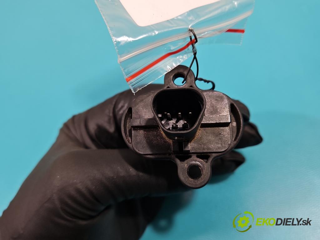 Chevrolet Aveo T300 2011-2014 1.2 16V 69KM manual 51 kW 1229 cm3 5- průtokoměr: 0280218254 (Váhy vzduchu)