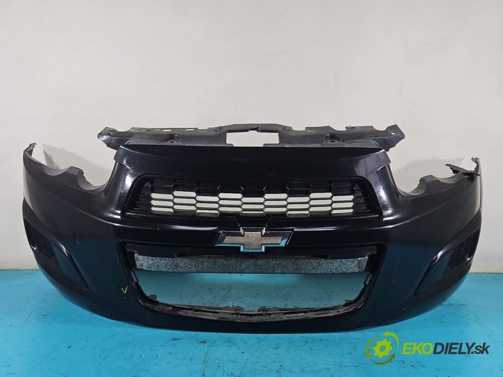 Chevrolet Aveo T300 2011-2014 1.2 16V 69KM manual 51 kW 1229 cm3 5- nárazník přední  (Ostatné)