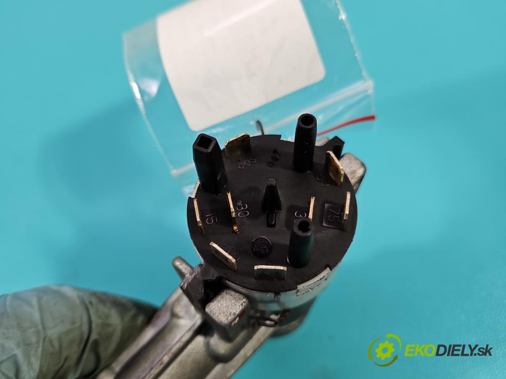 Audi 80 B4 1991-1994 1.9 tdi 90 HP manual 66 kW 1896 cm3 5- Spínačka 393905851D (Spínacie skrinky a kľúče)