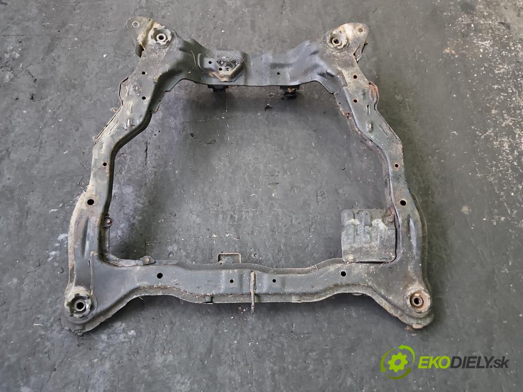 Hyundai Elantra III 2000-2006 1.6 16V 107 HP manual 79 kW 1599 cm3 5- výstuha motora