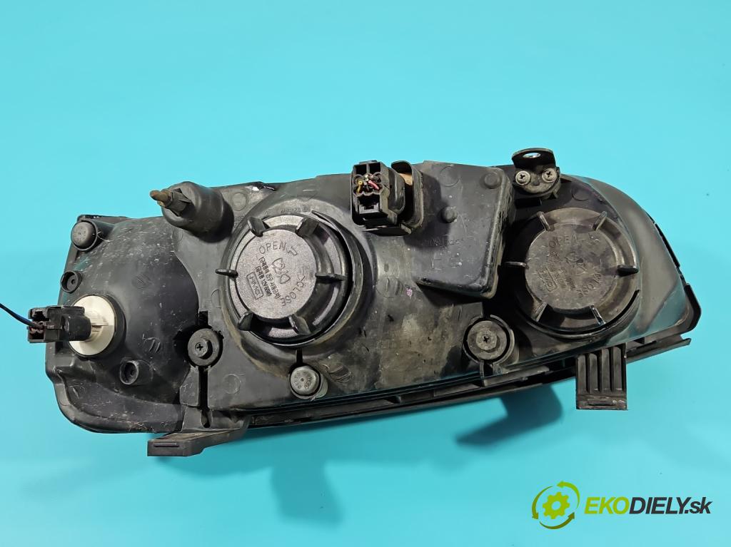 Hyundai Elantra III 2000-2006 1.6 16V 107 HP manual 79 kW 1599 cm3 5- Reflektor: pravý 92102-2DXXX (Pravé)