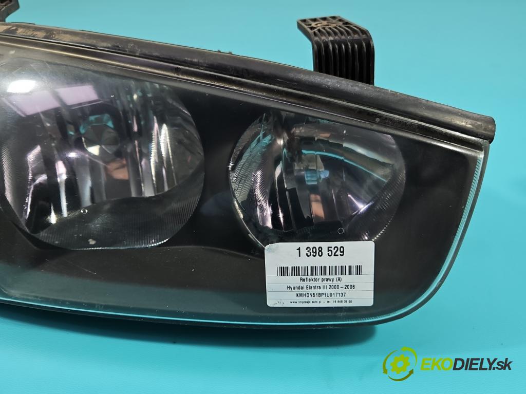 Hyundai Elantra III 2000-2006 1.6 16V 107 HP manual 79 kW 1599 cm3 5- Reflektor: pravý 92102-2DXXX (Pravé)