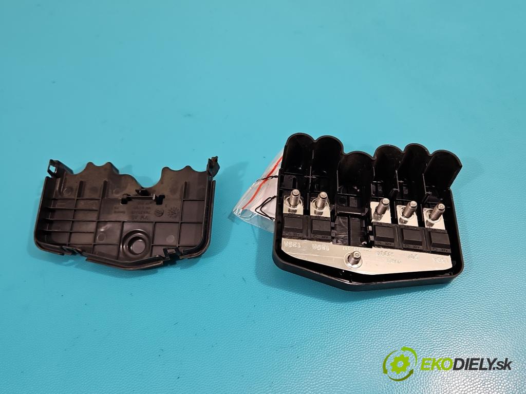 Vw Caddy IV 2020- 2.0 tdi 122 hp manual 90 kW 1968 cm3 5- skříňka pojistková 5WA937548 (Pojistkové skříňky)