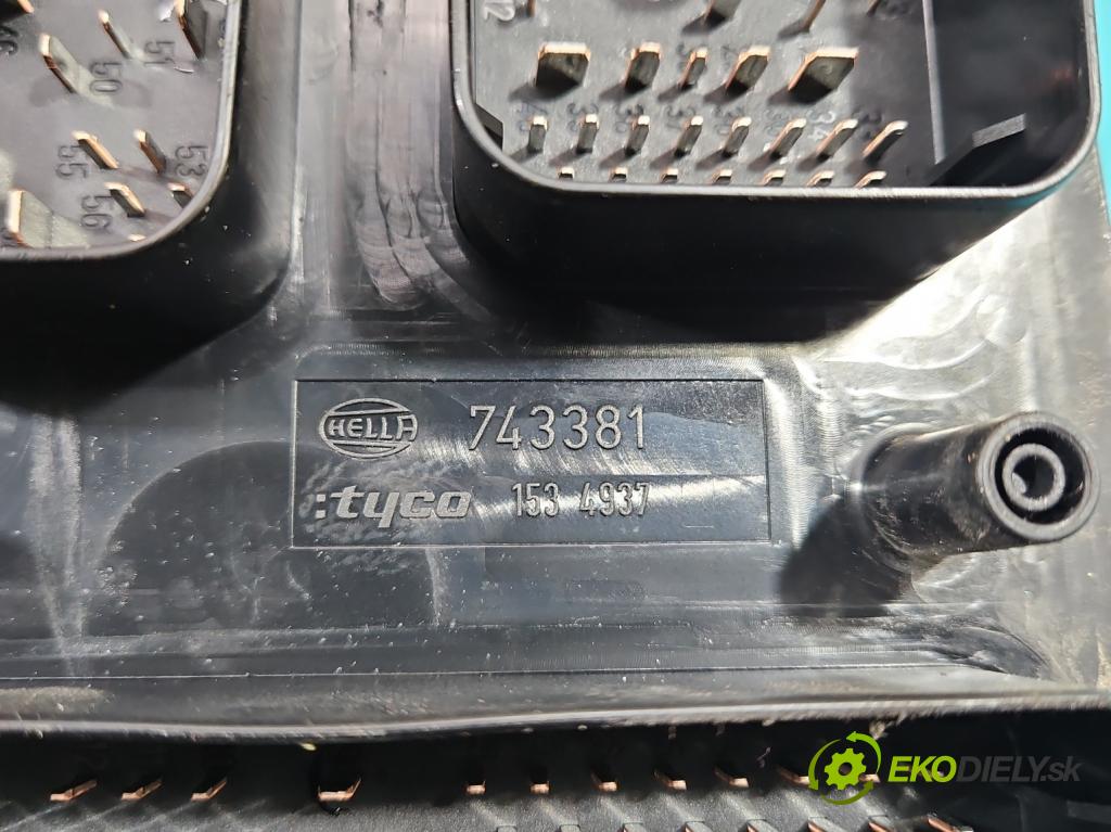 Opel Astra III 2004-2014 1.6 16V 116 hp manual 85 kW 1598 cm3 5- skříňka pojistková 13250231 (Pojistkové skříňky)