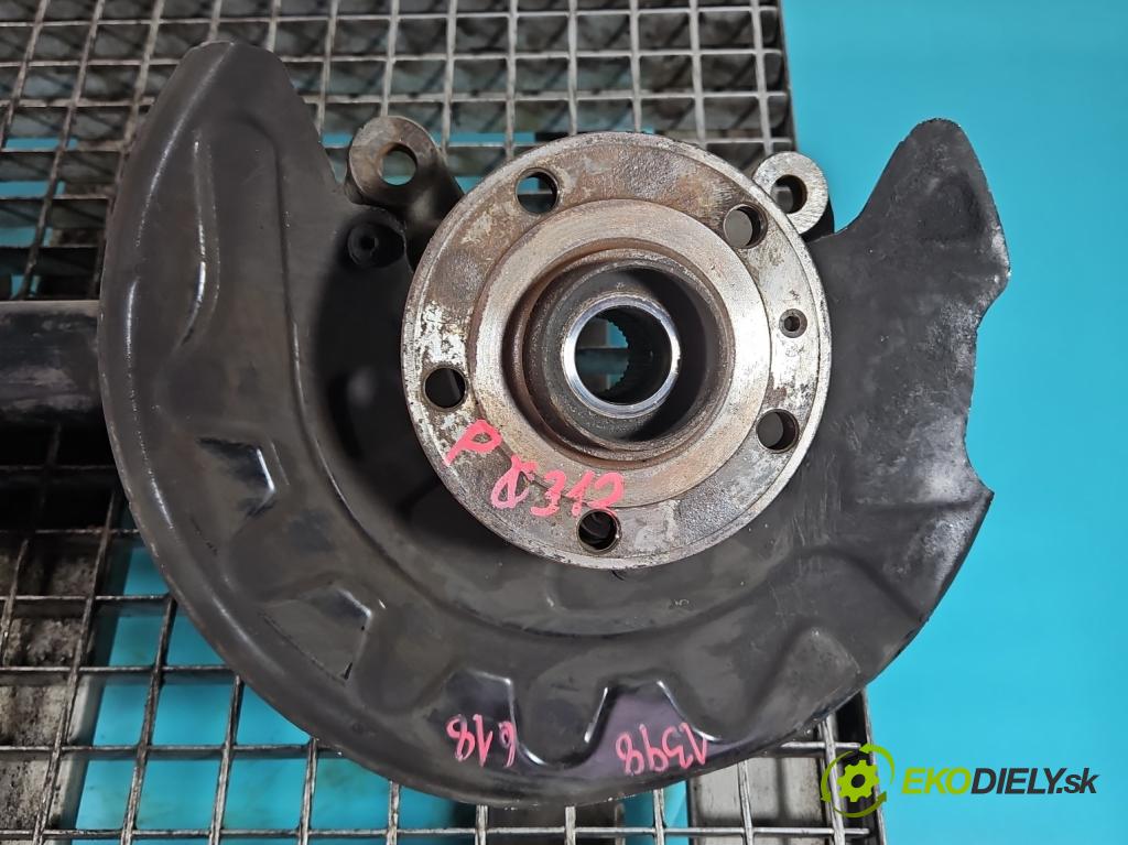 Vw Caddy IV 2020- 2.0 tdi 122 HP manual 90 kW 1968 cm3 5- náboj pravé  (Náboje)