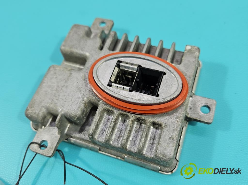 Bmw 5 F10 2010-2017 3.0d 258 HP automatic 190 kW 2993 cm3 5- střídač: xenon 7237647 (Riadiace jednotky xenónu)