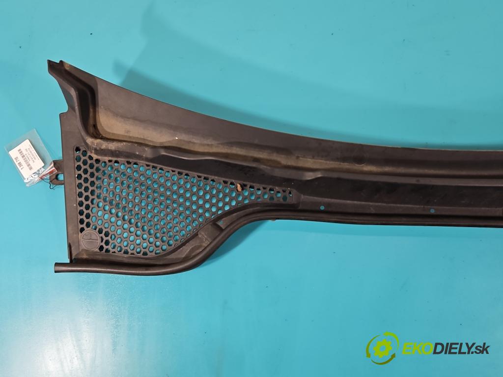 Seat Leon III 2012-2020 2.0 tdi 150 HP manual 110 kW 1968 cm3 5- torpédo 5F2819403D (Torpéda)