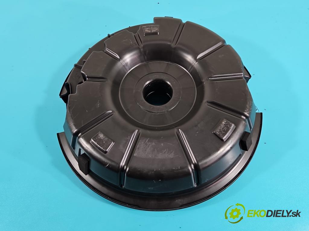 Seat Leon III 2012-2020 2.0 tdi 150 HP manual 110 kW 1968 cm3 5- Subwoofer: 5F0035382 (Audio zariadenia)