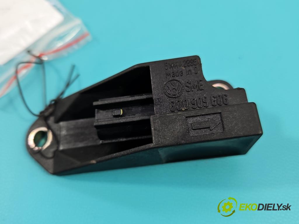 Vw Passat B5 1995-2005 1.9 tdi 101 HP manual 74 kW 1896 cm3 4- snímač šokovat: 6Q0909606 (Snímače nárazu)