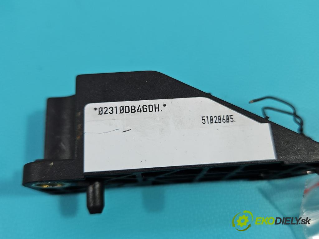 Vw Passat B5 1995-2005 1.9 tdi 101 HP manual 74 kW 1896 cm3 4- snímač šokovat: 6Q0909606 (Snímače nárazu)