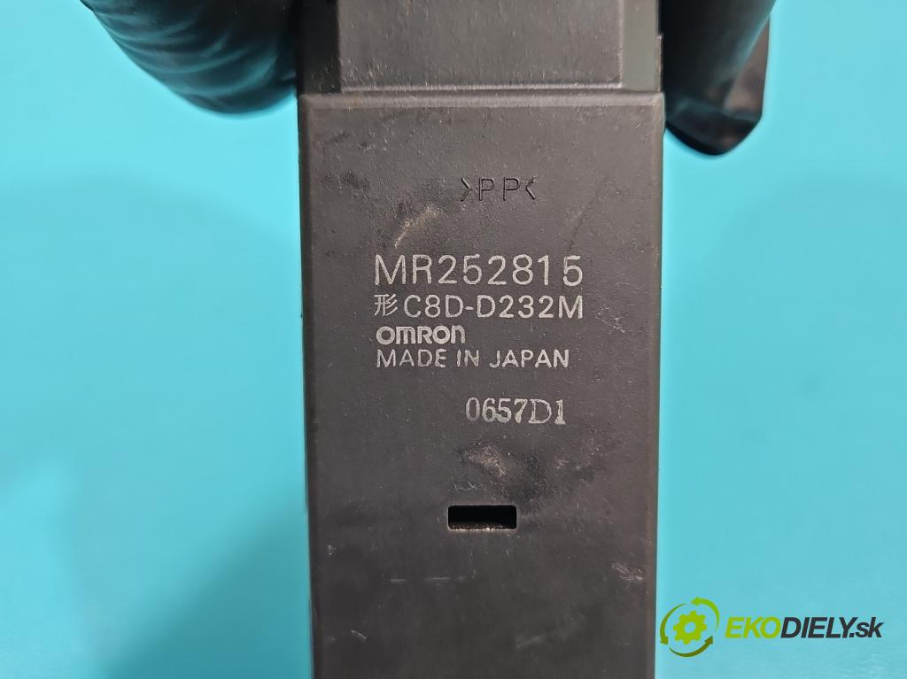 Mitsubishi Galant VIII 1993-2003 2.5 V6 163 hp manual 120 kW 2498 cm3 4- Přepínač oken zpětných zrcátek MR252815