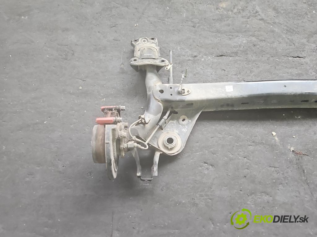 Seat Leon III 2012-2020 2.0 tdi 150 hp manual 110 kW 1968 cm3 5- zadní výztuha  (Výztuhy zadní)