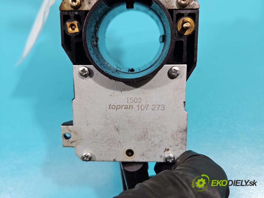 Audi 80 B3 1986-1991 1.8 karburátor: 75 HP manual 55 kW 1760 cm3 4- prepínač komplex:  (Prepínače, spínače, tlačidlá a ovládače kúrenia)