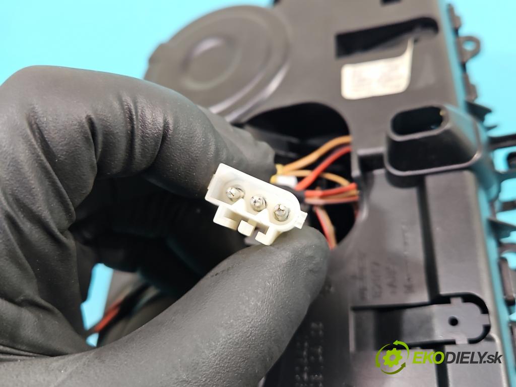 Bmw 5 F10 2010-2017 3.0d 258 HP automatic 190 kW 2993 cm3 5- Rukojeť: na nápoje: 9206401 (Úchyty, držiaky na nápoje)