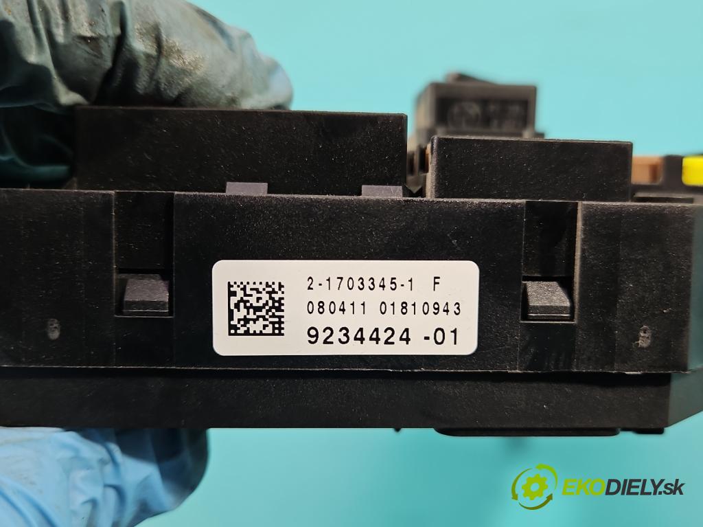 Bmw 5 F10 2010-2017 3.0d 258 hp automatic 190 kW 2993 cm3 5- skříňka pojistková 9234424 (Pojistkové skříňky)