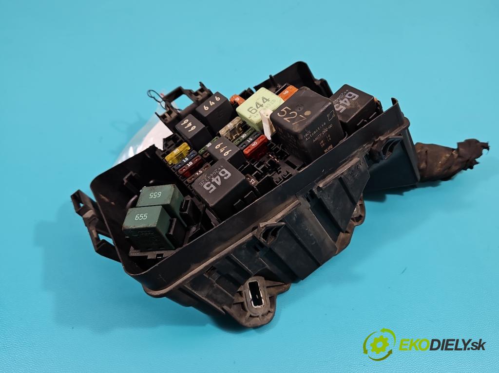 Vw Caddy IV 2020- 2.0 tdi 122 hp manual 90 kW 1968 cm3 5- skříňka pojistková 5R3907361 (Pojistkové skříňky)