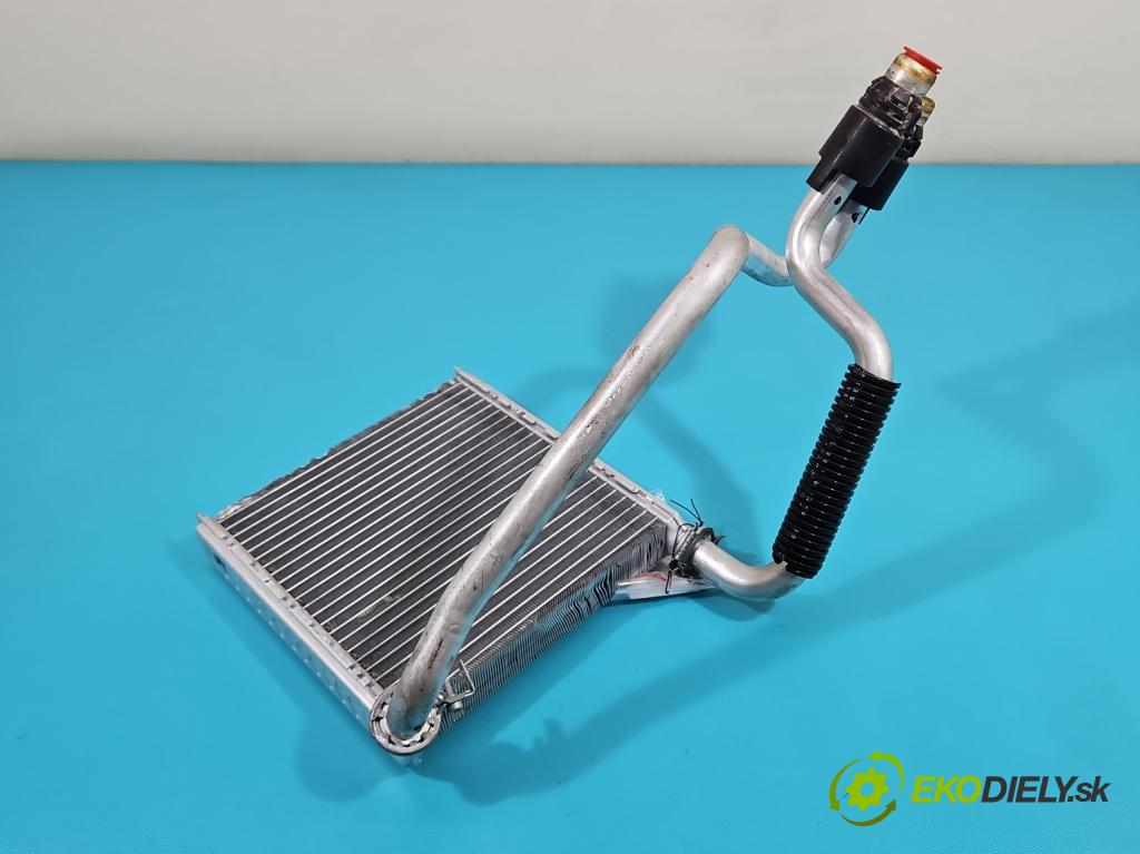 Vw Caddy IV 2020- 2.0 tdi 122 hp manual 90 kW 1968 cm3 5- radiátor 5Q0919031 (Radiátory topení)