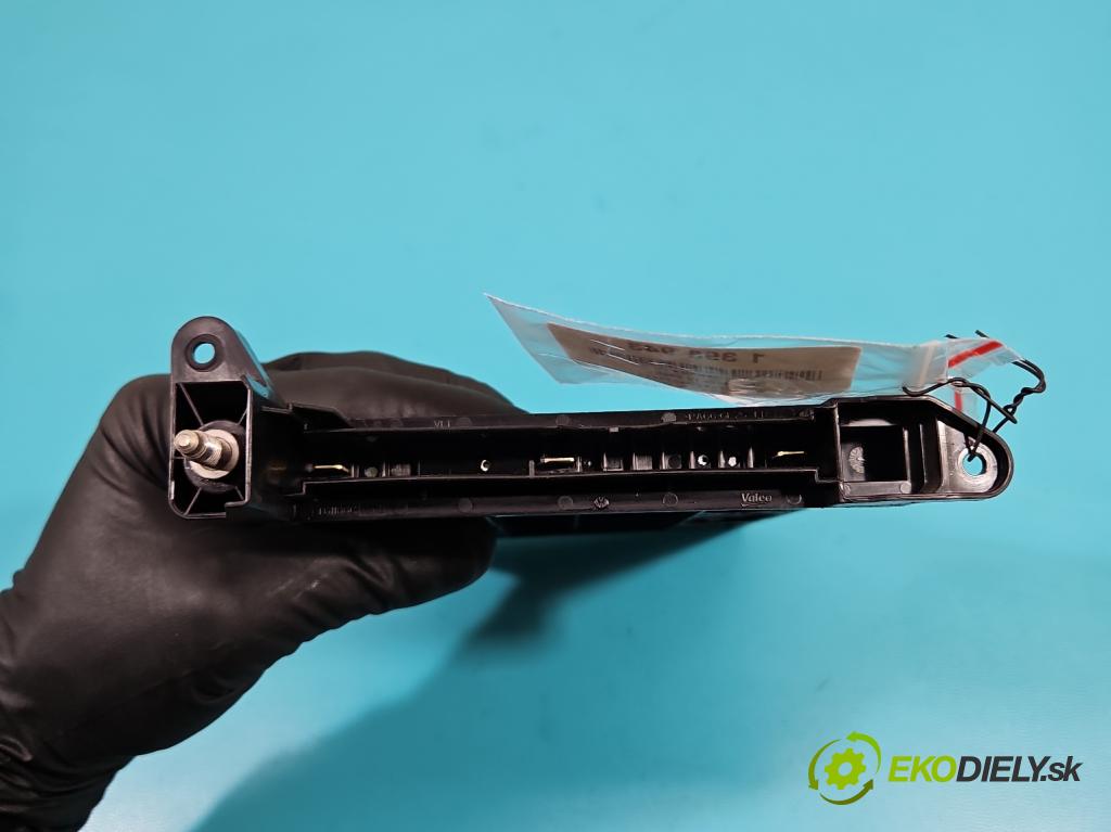 Vw Caddy IV 2020- 2.0 tdi 122 hp manual 90 kW 1968 cm3 5- radiátor 5WA963235 (Radiátory topení)