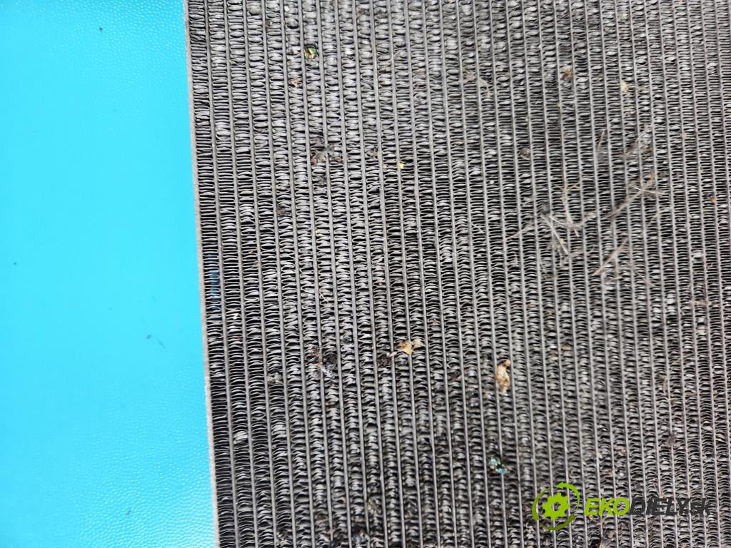 Vw Caddy IV 2020- 2.0 tdi 122 HP manual 90 kW 1968 cm3 5- chladič klimatizácie  (Chladiče klimatizácie)