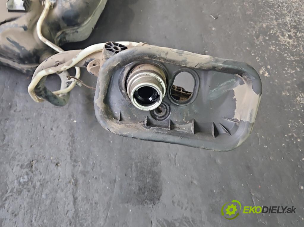 Vw Caddy IV 2020- 2.0 tdi 122 HP manual 90 kW 1968 cm3 5- Nádrž: palivo 5R3000442 (Nádrže)