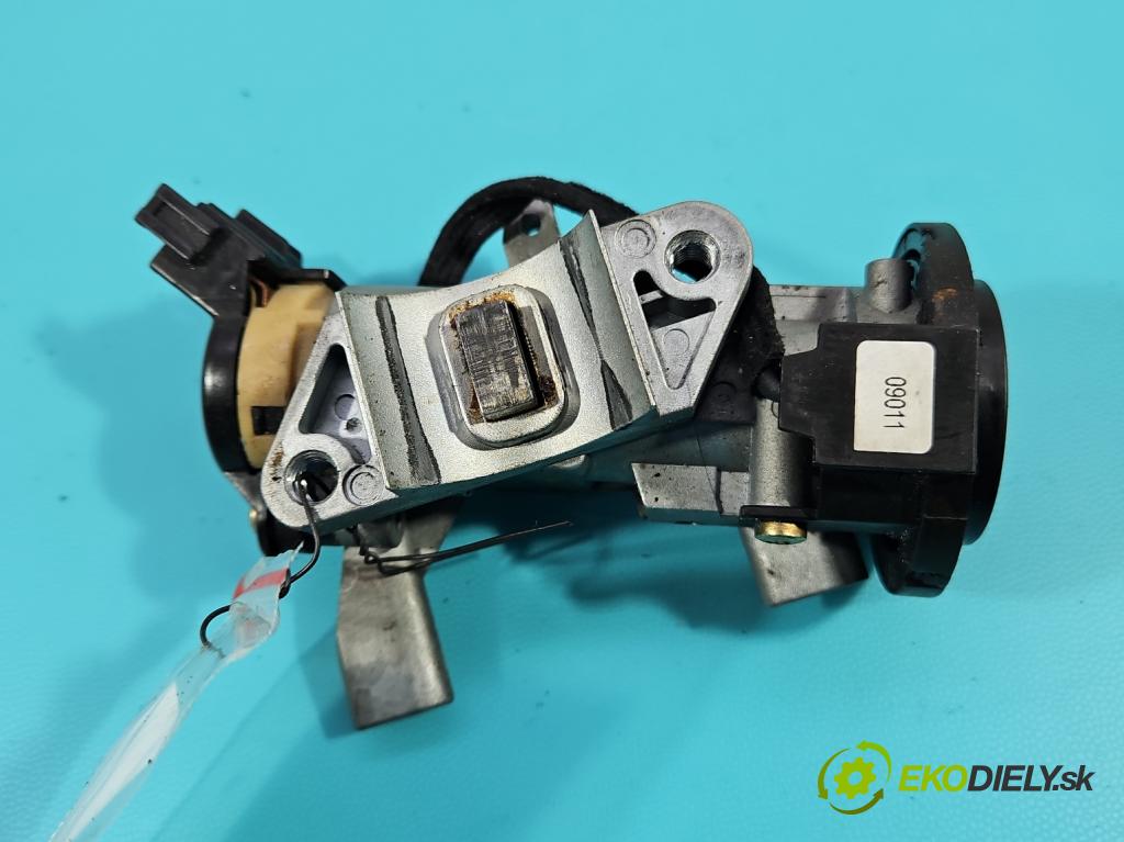 Volvo V40 I 1995-2004 1.9 dci 116 HP manual 85 kW 1870 cm3 5- Spínačka (Spínacie skrinky a kľúče)