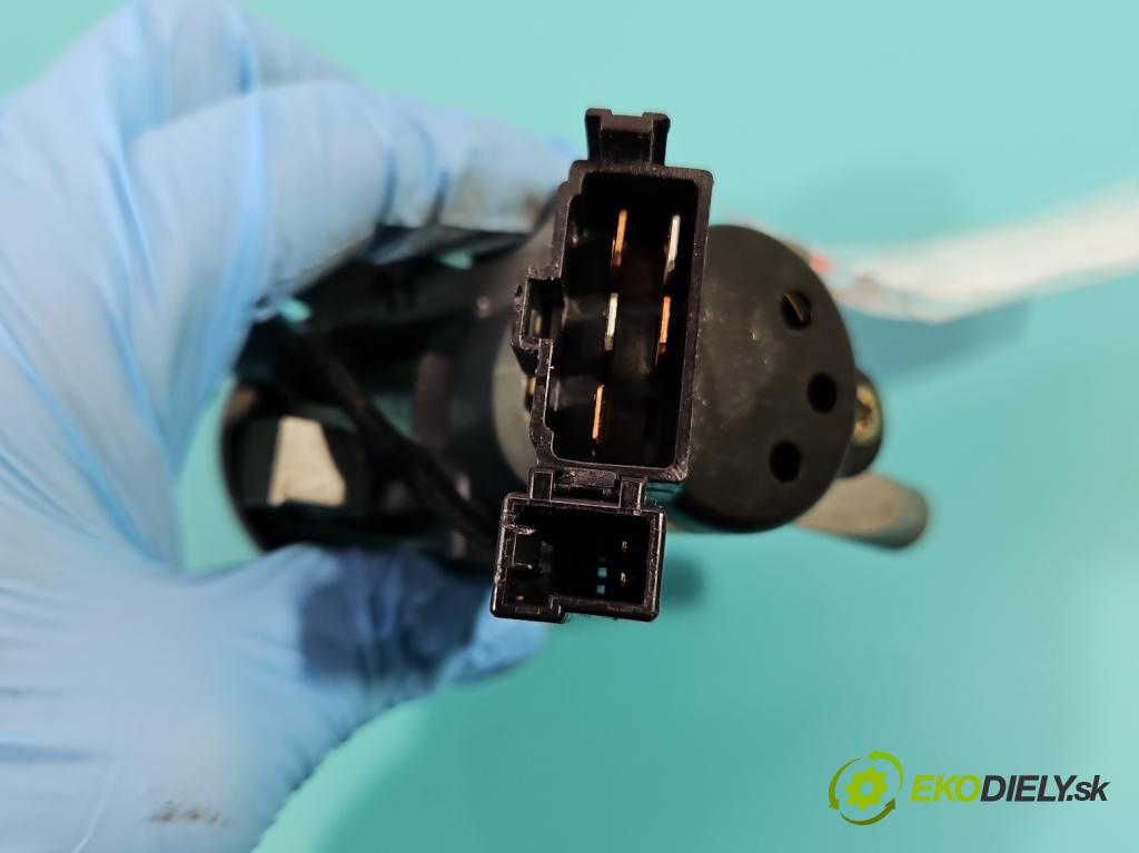 Volvo V40 I 1995-2004 1.9 dci 116 HP manual 85 kW 1870 cm3 5- Spínačka (Spínacie skrinky a kľúče)