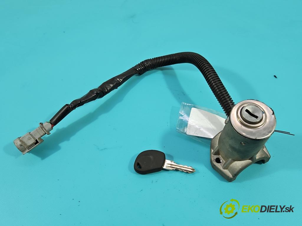 Iveco Daily III 1999-2006 2.3 HPI 116 HP manual 85 kW 2286 cm3 5- Spínačka  (Spínacie skrinky a kľúče)