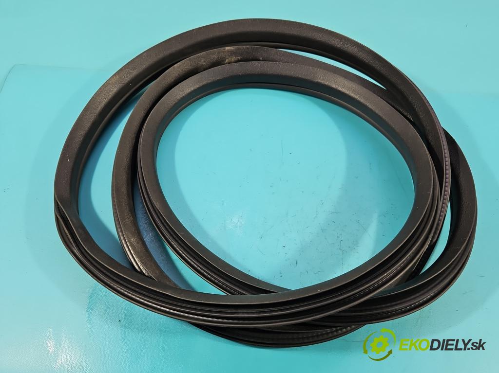 Fiat Tipo II 2015- 1.4 16V 95 hp manual 70 kW 1368 cm3 5- Těsnění: dveře zadní pravé  (Ostatní)