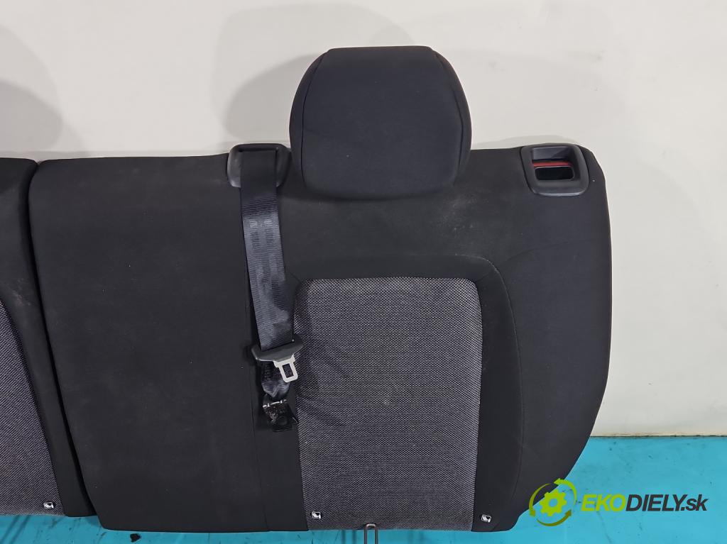 Fiat Tipo II 2015- 1.4 16V 95 HP manual 70 kW 1368 cm3 5- Pohovka: zadné  (Sedačky, sedadlá)